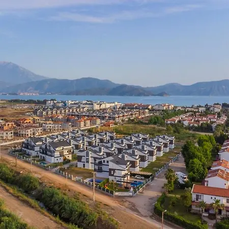 Villa Fethiyede Denize Yakin Sueper Lueks